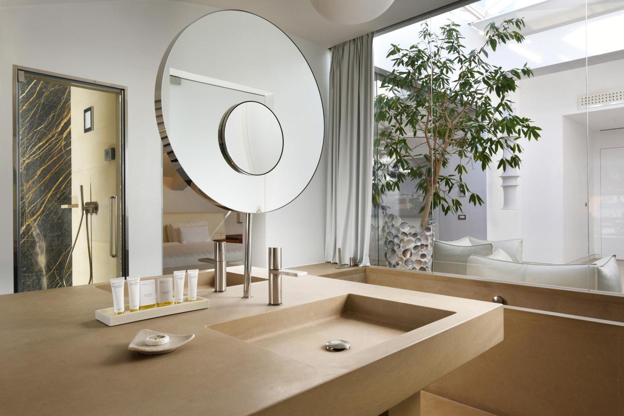 Palazzo Montemartini Rome, A Radisson Collection Hotel 5*