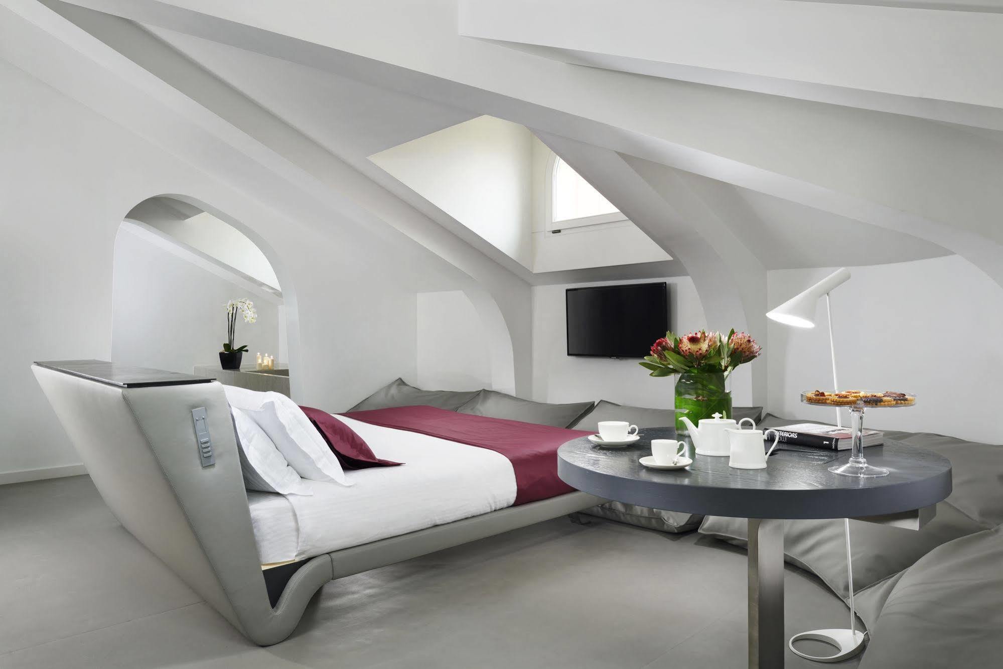 Palazzo Montemartini Rome, A Radisson Collection Hotel 5*