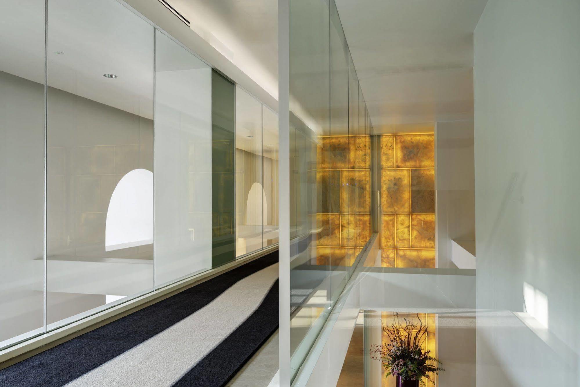 Palazzo Montemartini Rome, A Radisson Collection Hotel 5*